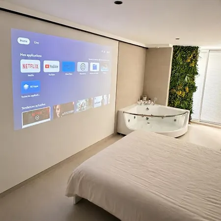 Cosy A Pied Parking Apartamento *